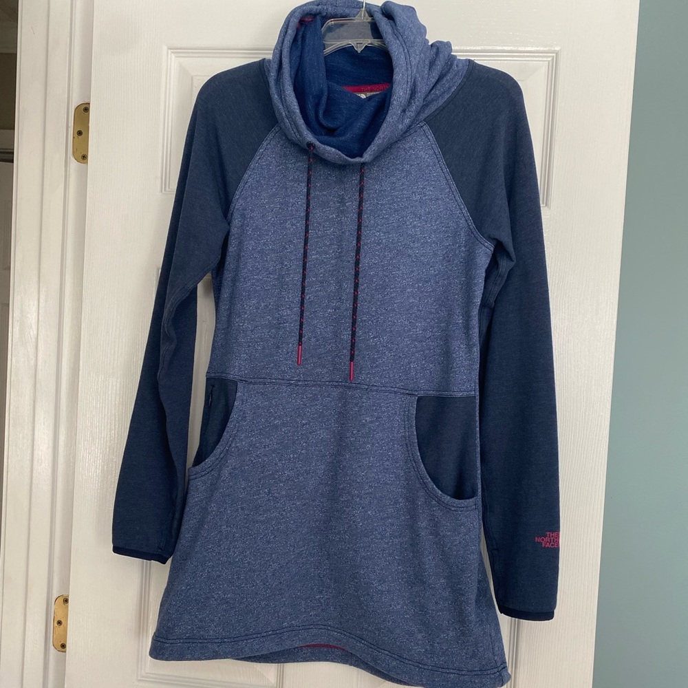 Women’s North Face Melody hooded dress